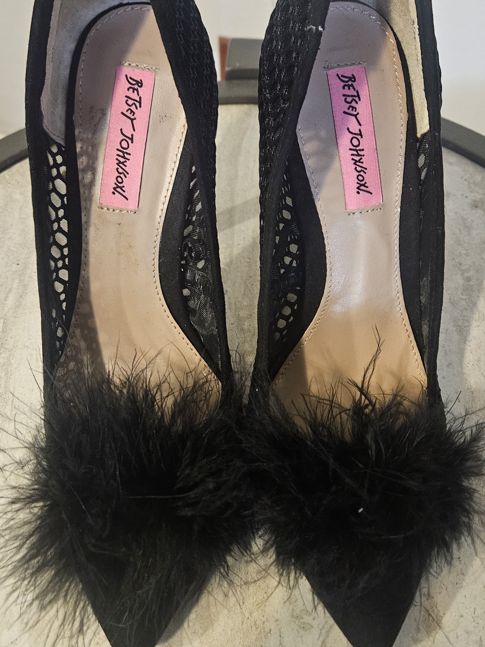 Betsey Johnson Black Pointed Toe Heels with meriboo.